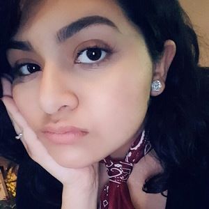 Meet your Posher, Andrea